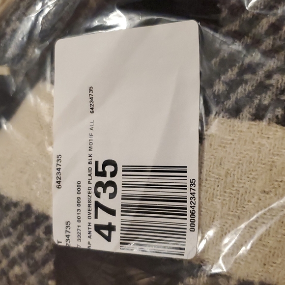 Anthropologie Plaid Fringe Wrap - Picture 10 of 12